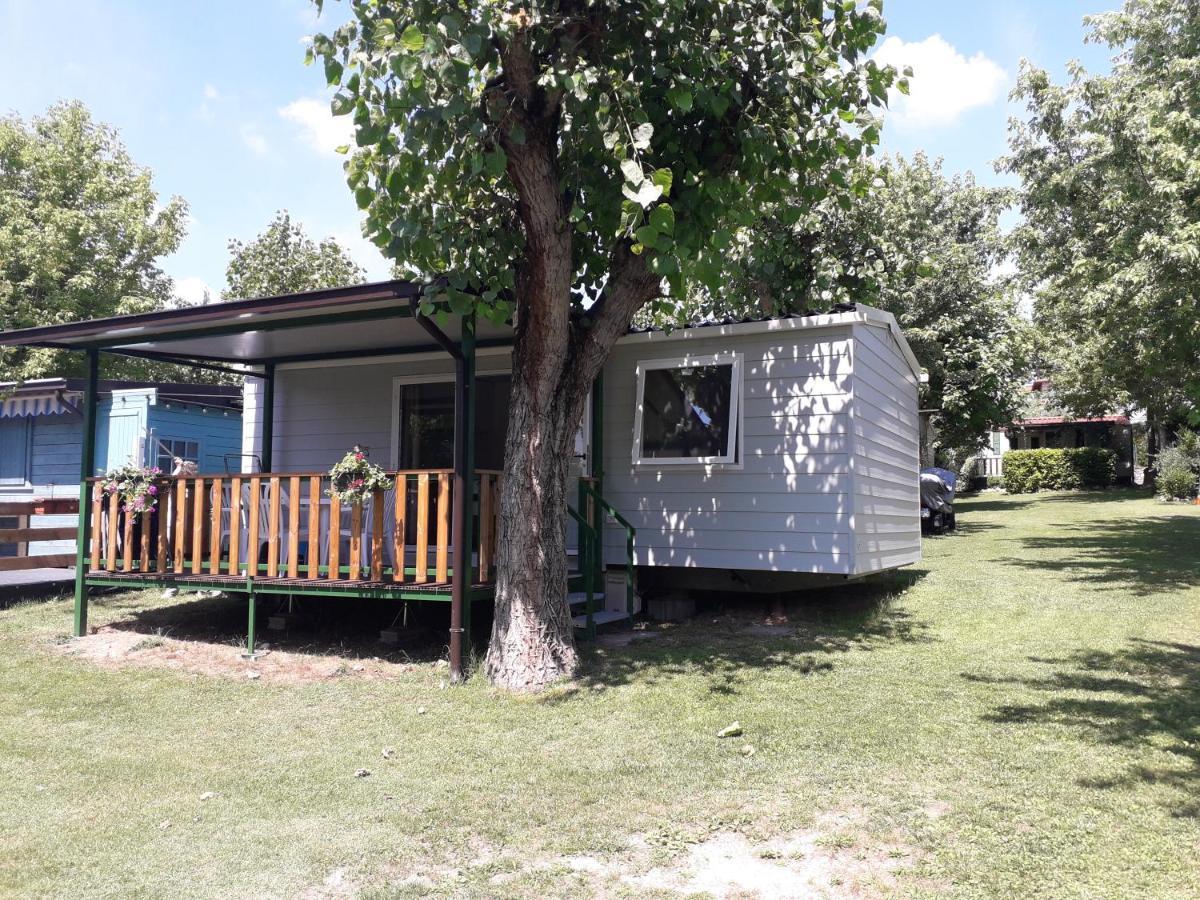 Campeggio Bruno Moniga del Garda Exteriör bild