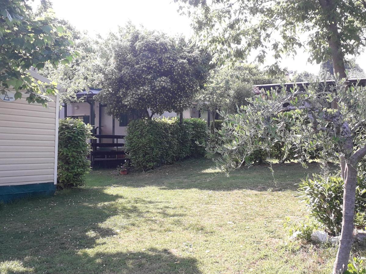 Campeggio Bruno Moniga del Garda Exteriör bild